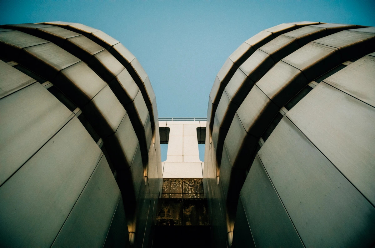 Aluminiumverkleidete Treppentürme