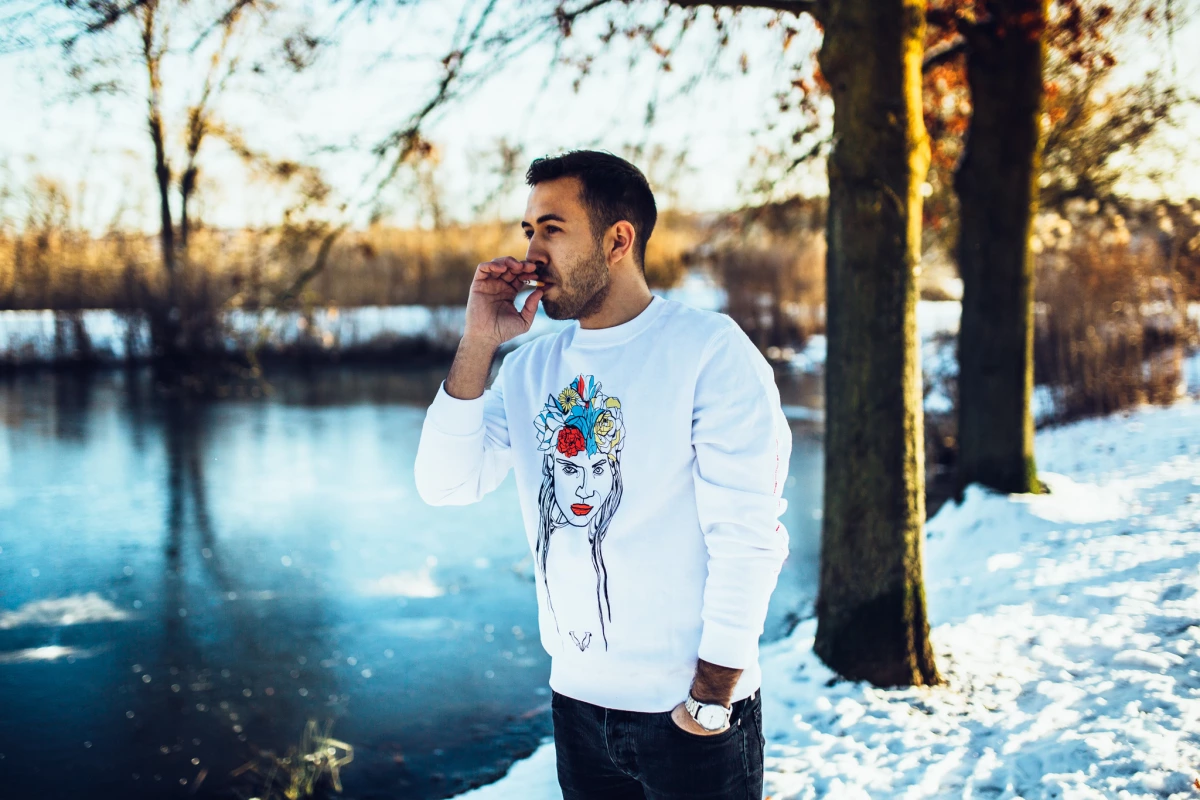 Screwed Club Triptychon Snowshooting