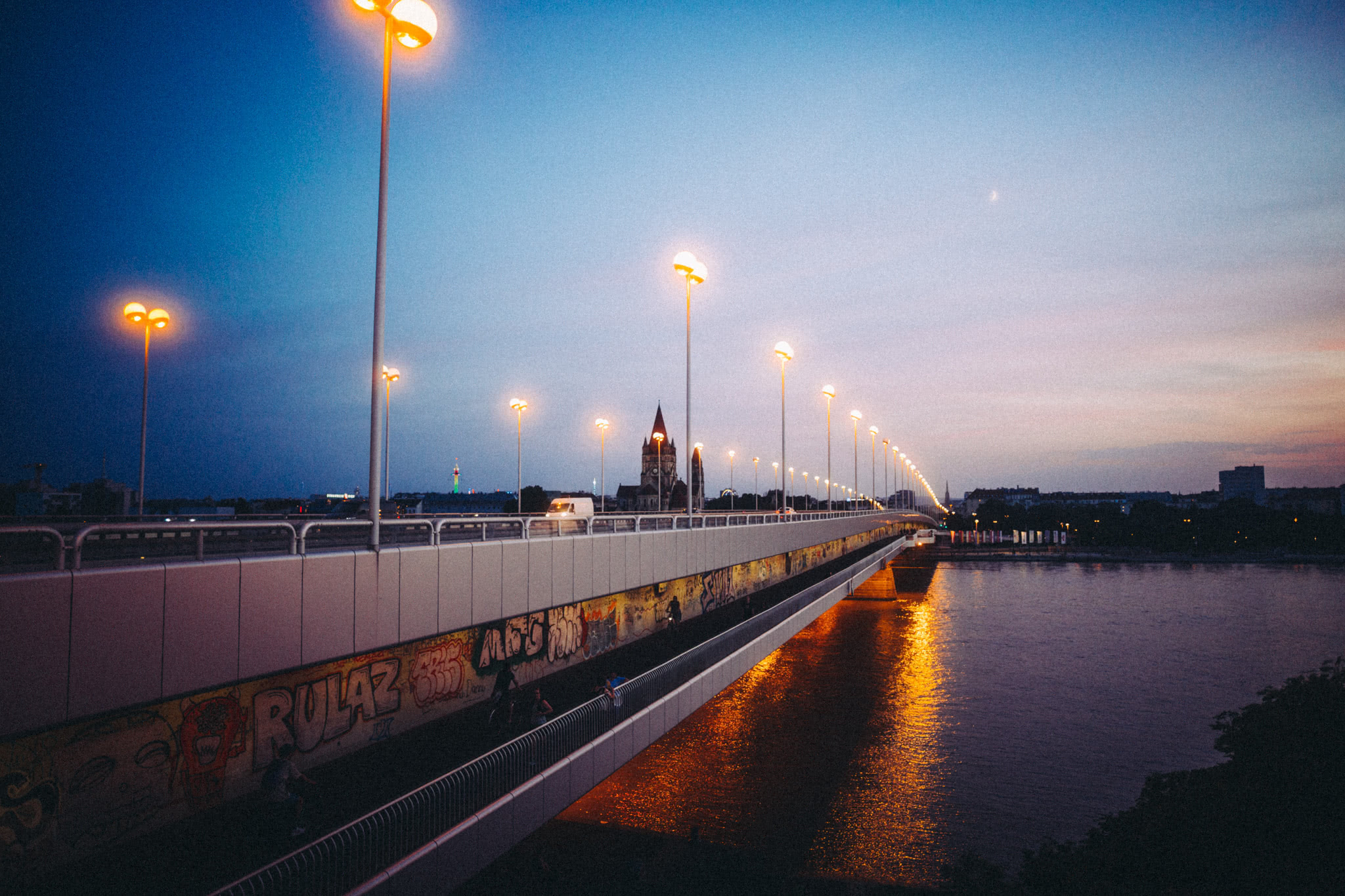 Wien Donabrücke