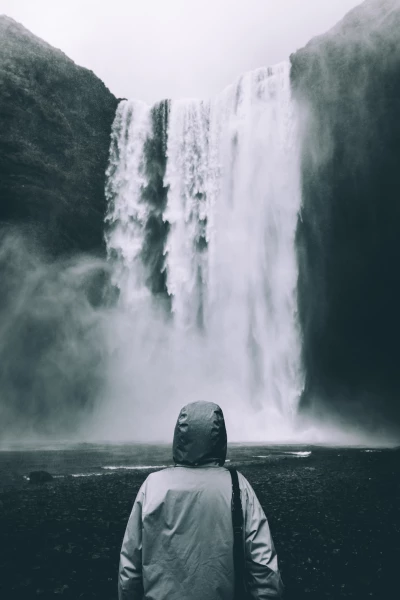 Skógafoss-Wasserfall des Flusses Skógá im Süden von Island